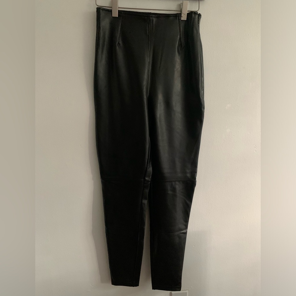 Black Abercrombie & Fitch vegan leather skinny pants
